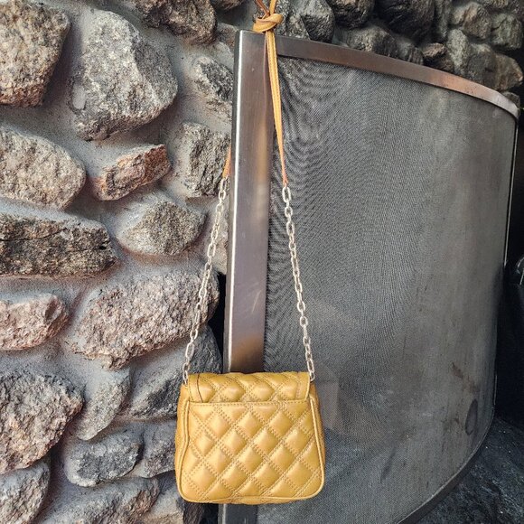 Banana Republic Gold Quilted Mini Shoulder Bag - Picture 5 of 14